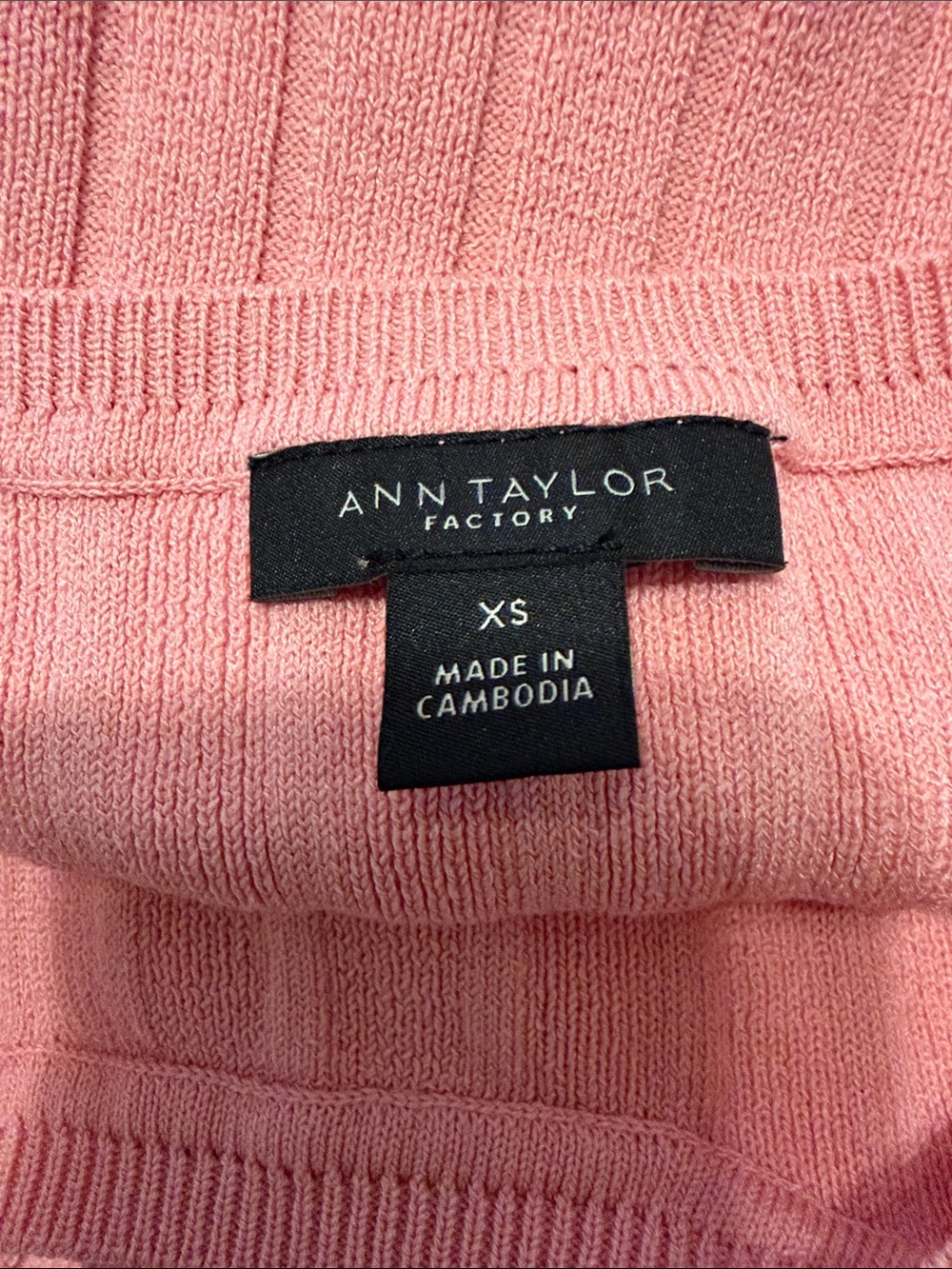 Ann Taylor Factory Pink Ribbed Ruffle Sleeve Tank Top - Picture 2 of 3